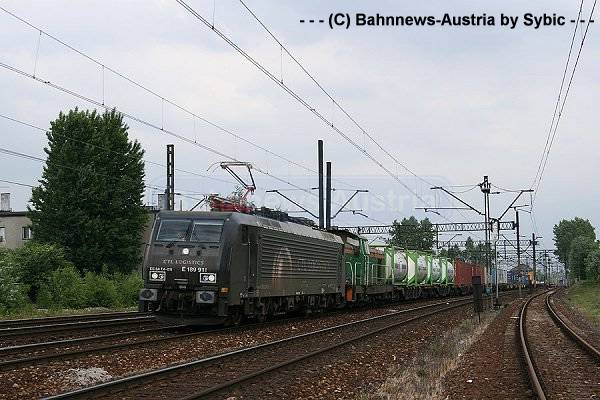 ©ES64F4 011 SM42 2036 Katowice Zawodzie 18_05_2009 (2) (2).jpg