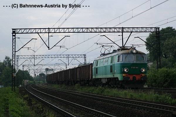 ©ET22 940 Gliwice Ausfahrt Hafen 19_05_2009.jpg