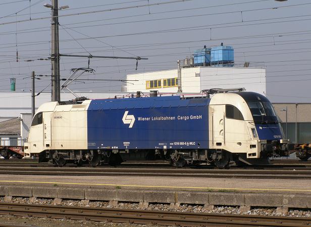 1216 950.jpg