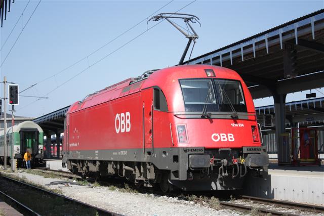 IMG_4111 (Small).JPG