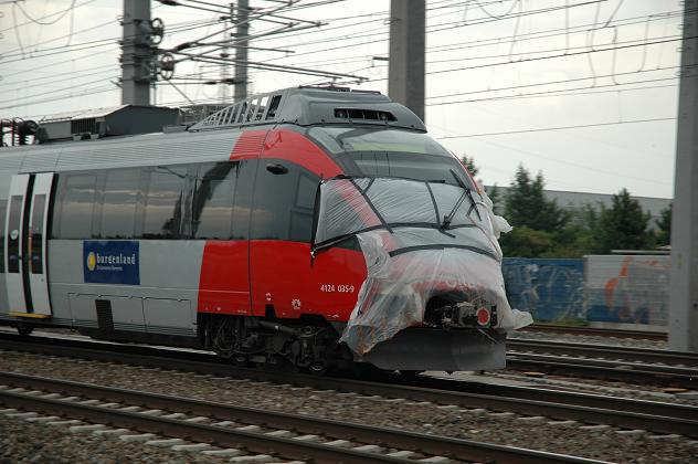 92+4124 035 (2).jpg