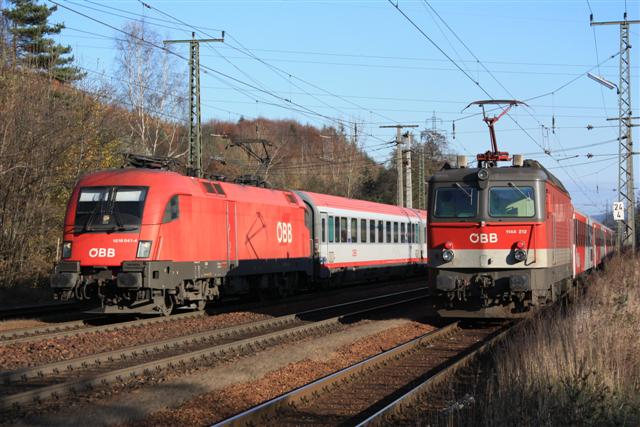 IMG_4693 (Small).JPG