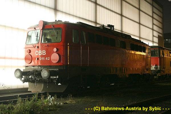©011 42 (ex 1042 054) Lz 20_11_2009.jpg