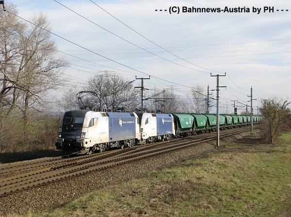 ©ES 64 U2-019+068 mit WLB 47182 am 29 11 2009 in Götzendorf.jpg