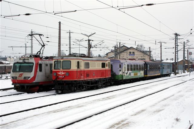 IMG_5533_mod (Small).jpg