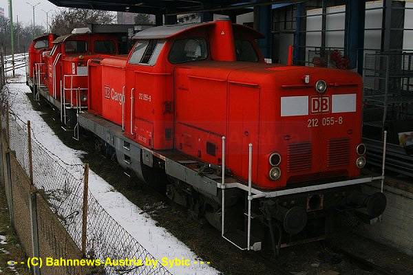 ©212 055 LCH 03 212 043 LCH 02 Györ Gyarvaros 30_01_2010 (1).jpg