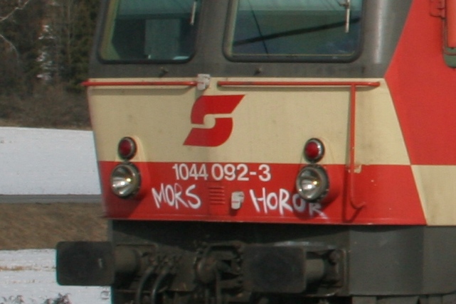 22.02.2010 Graffiti an der Lok.jpg